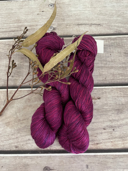 Be Mine - 4 ply in Mulberry silk - Ginseng f