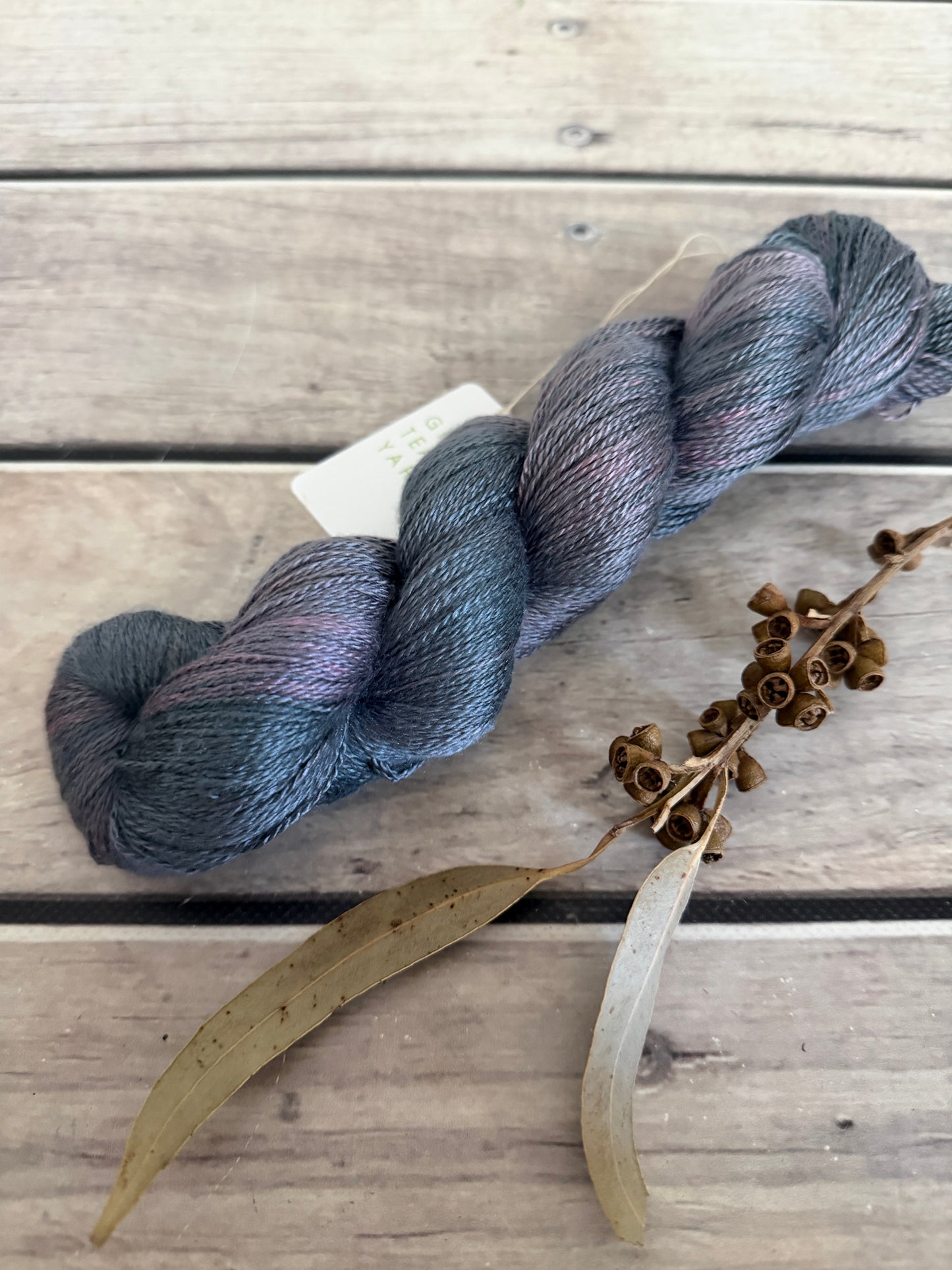 Twilight Light - 3 ply in Mulberry silk - Pekoe hl