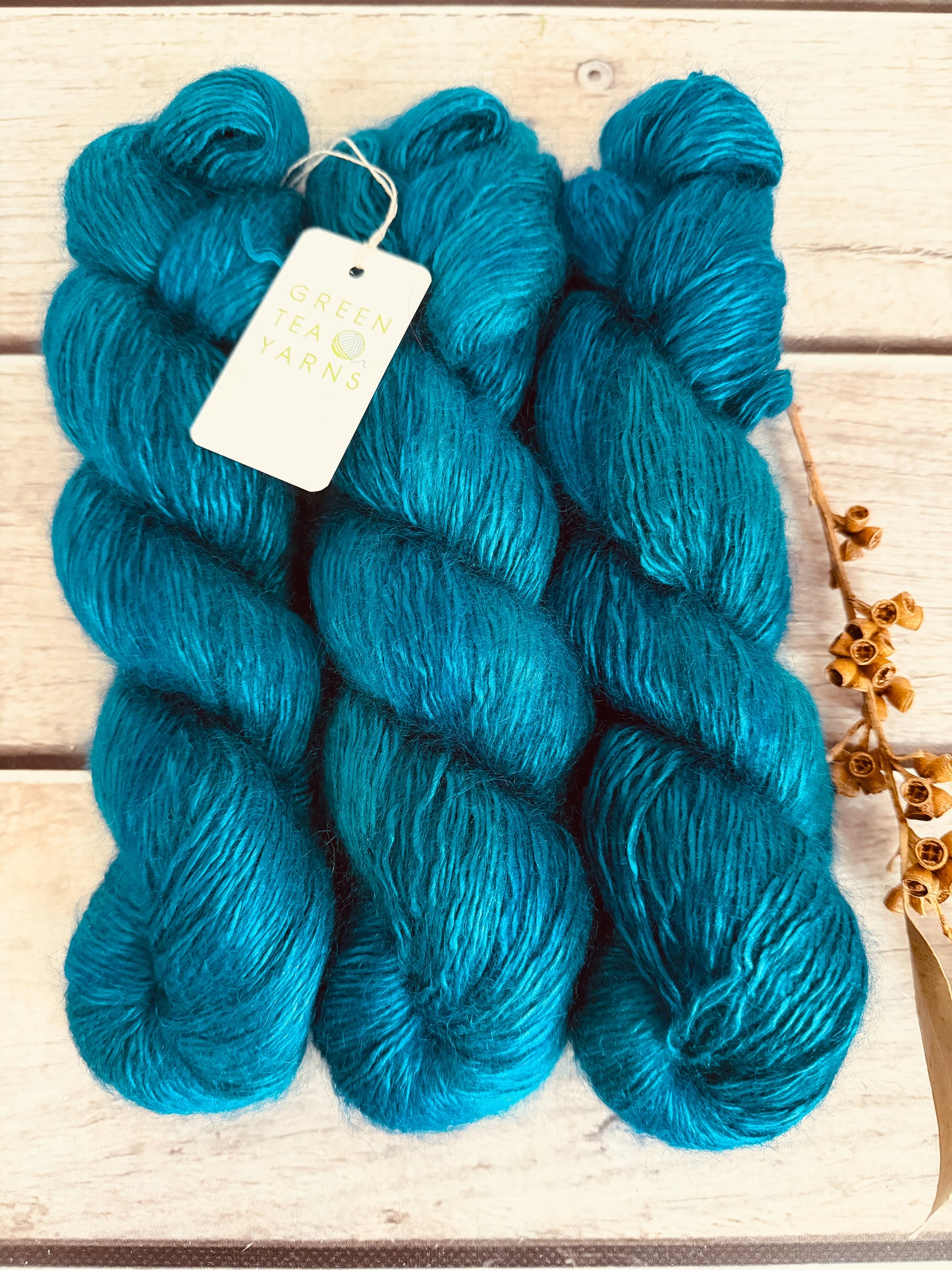 Vintage Button - 5 ply silk/mohair and nylon - Rooibos