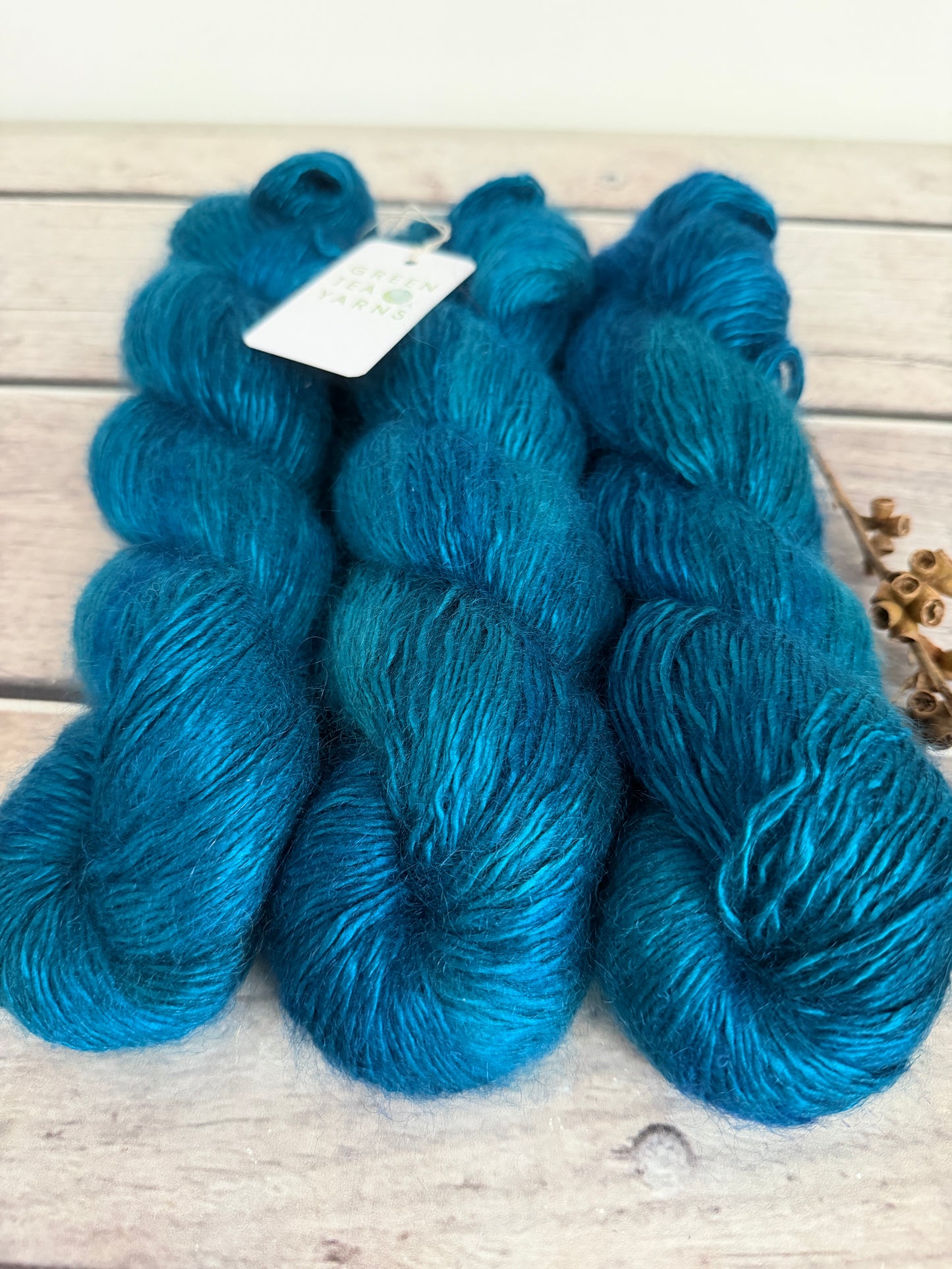 Vintage Button - 5 ply silk/mohair and nylon - Rooibos
