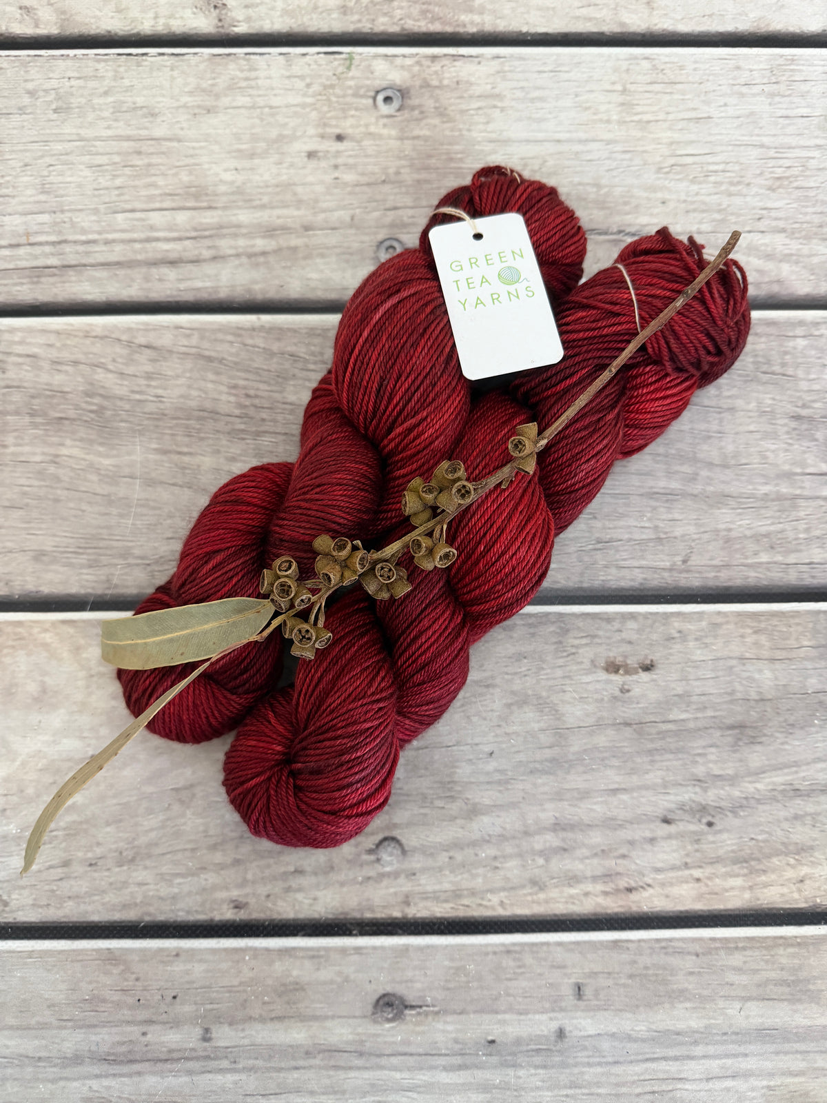 New Red- Jasmine 8 yarn - 8 ply