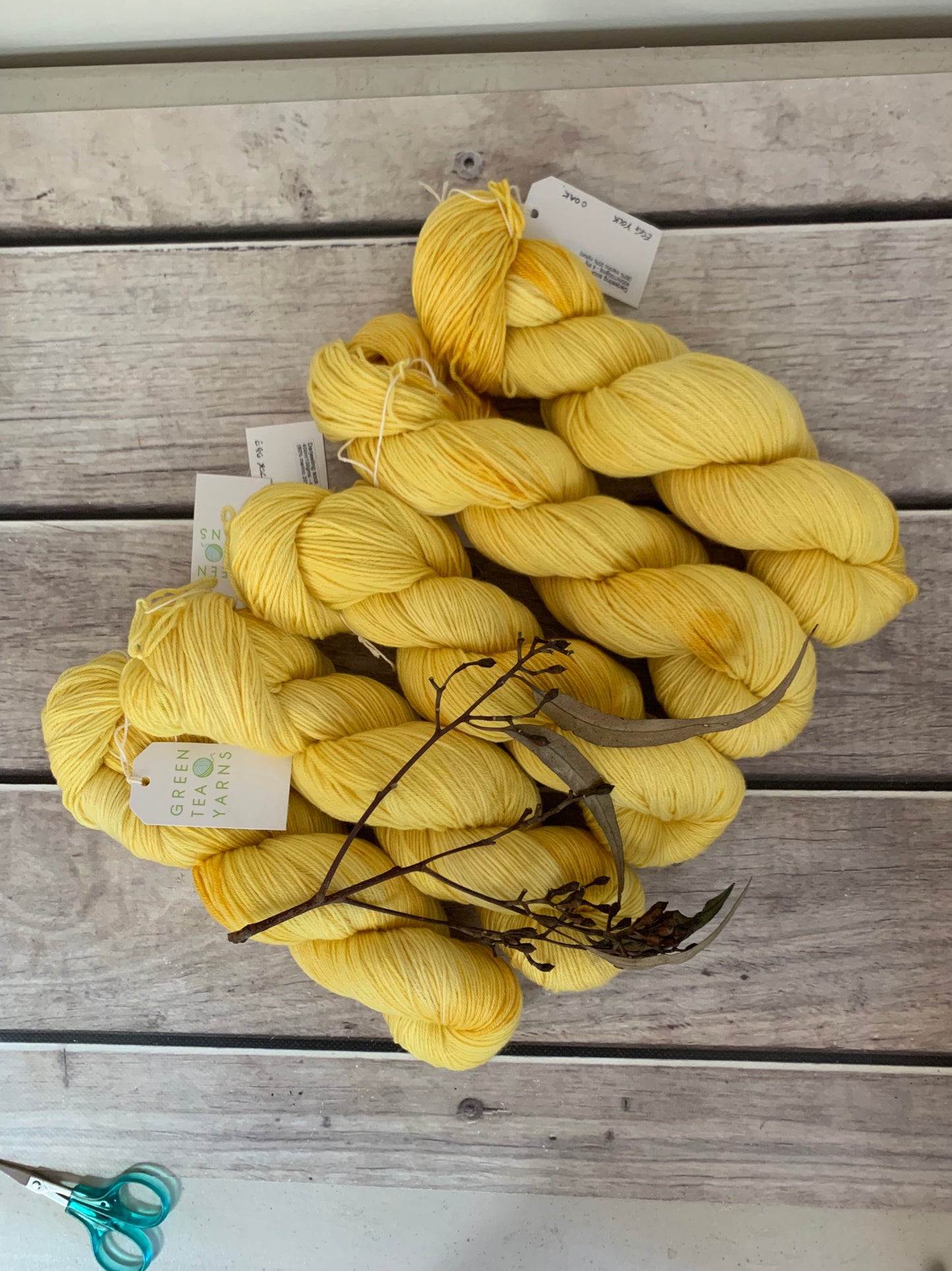 Egg Yolk ooak - sock yarn in merino and nylon - Darjeeling
