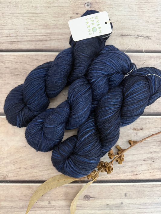 Midnight - merino/silk - Jasmine DK