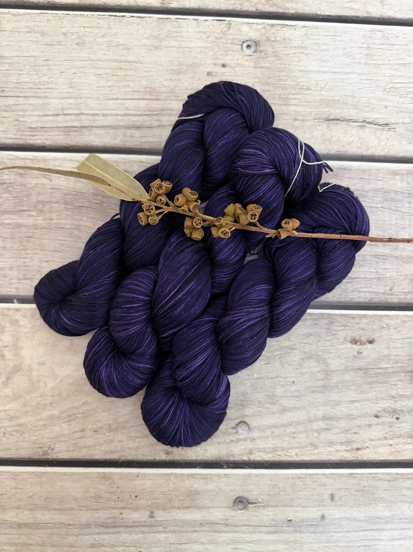 Percy's Purple - 4 ply Mulberry silk - Pekoe f