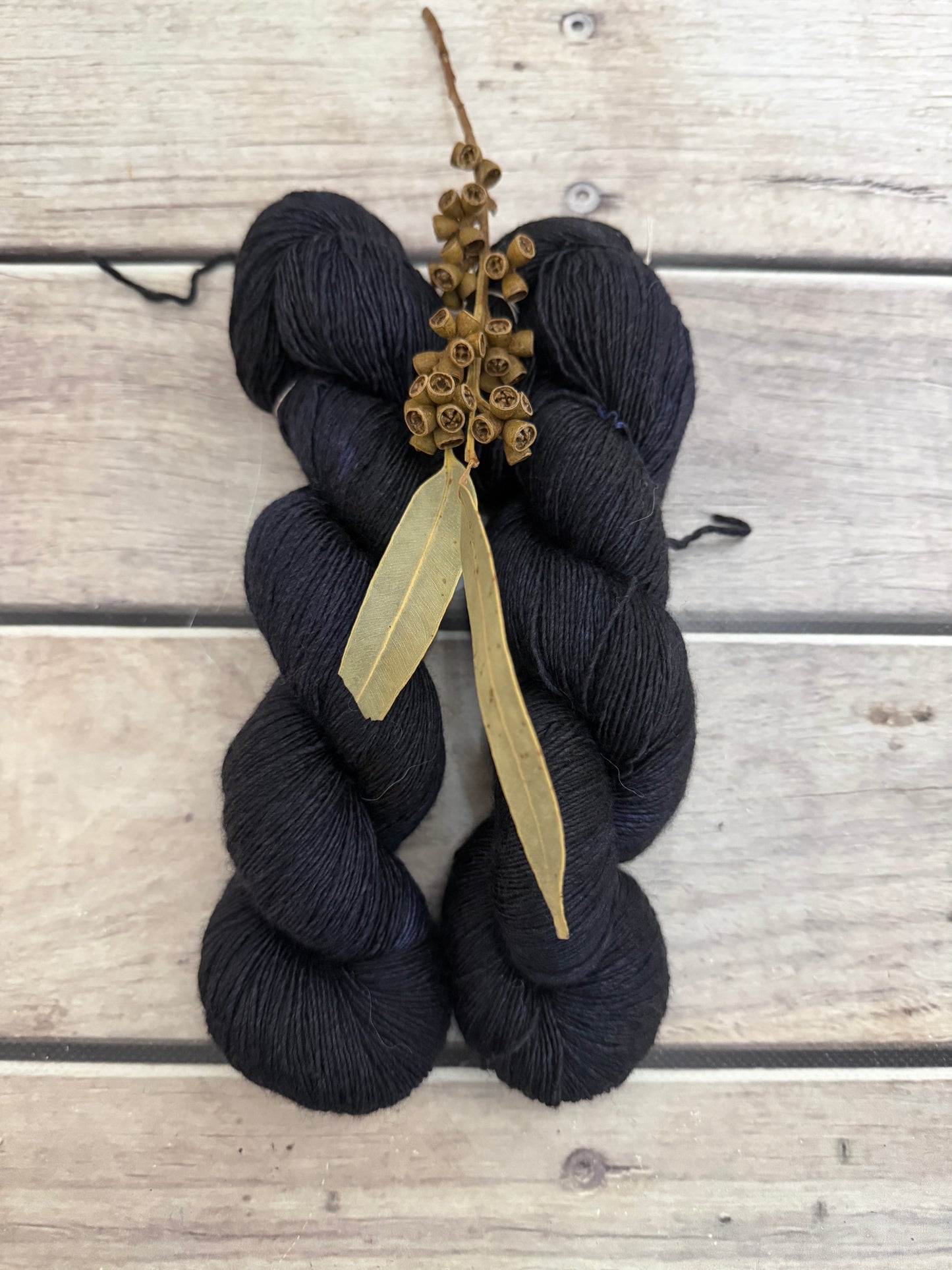Dark Night on Merino and Silk 4 ply single - Osmanthus
