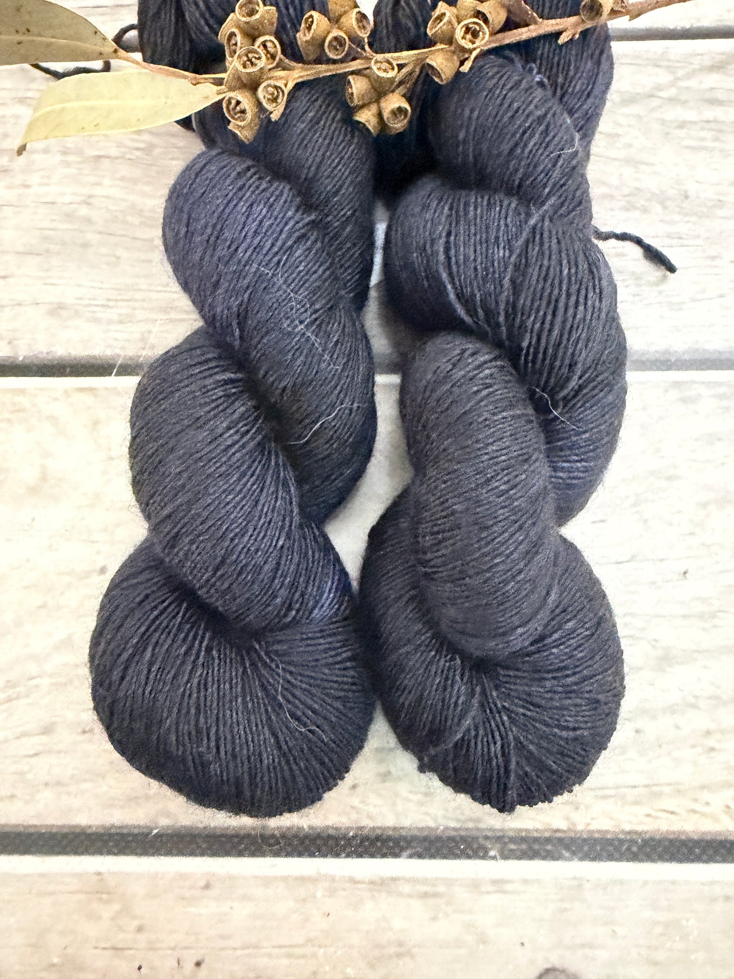 Dark Night on Merino and Silk 4 ply single - Osmanthus