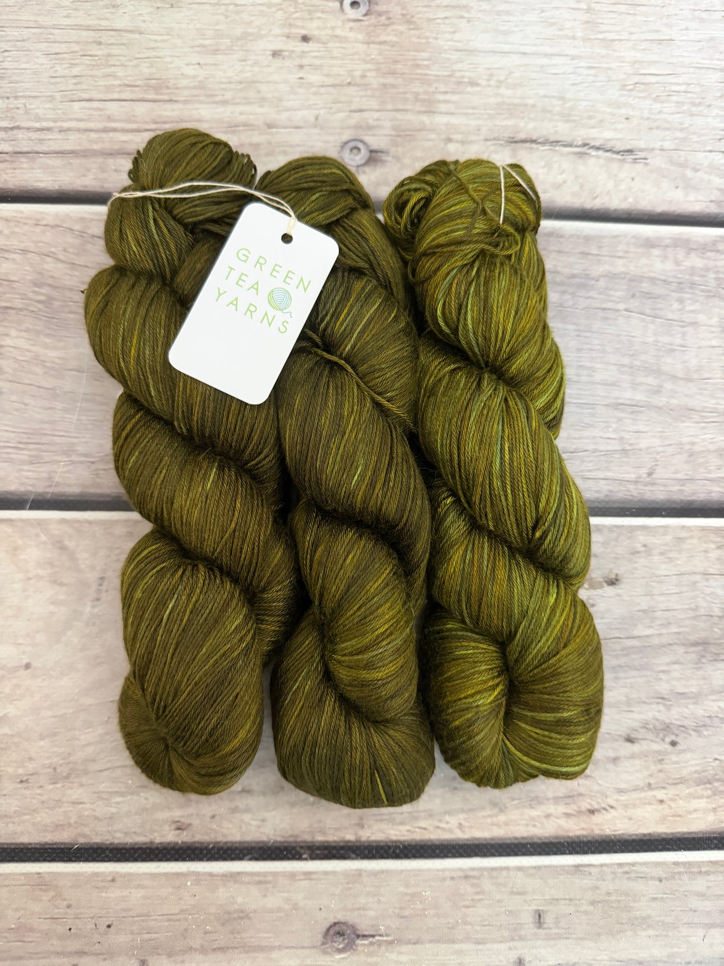Banksia - 4 ply in Mulberry silk - Pekoe f