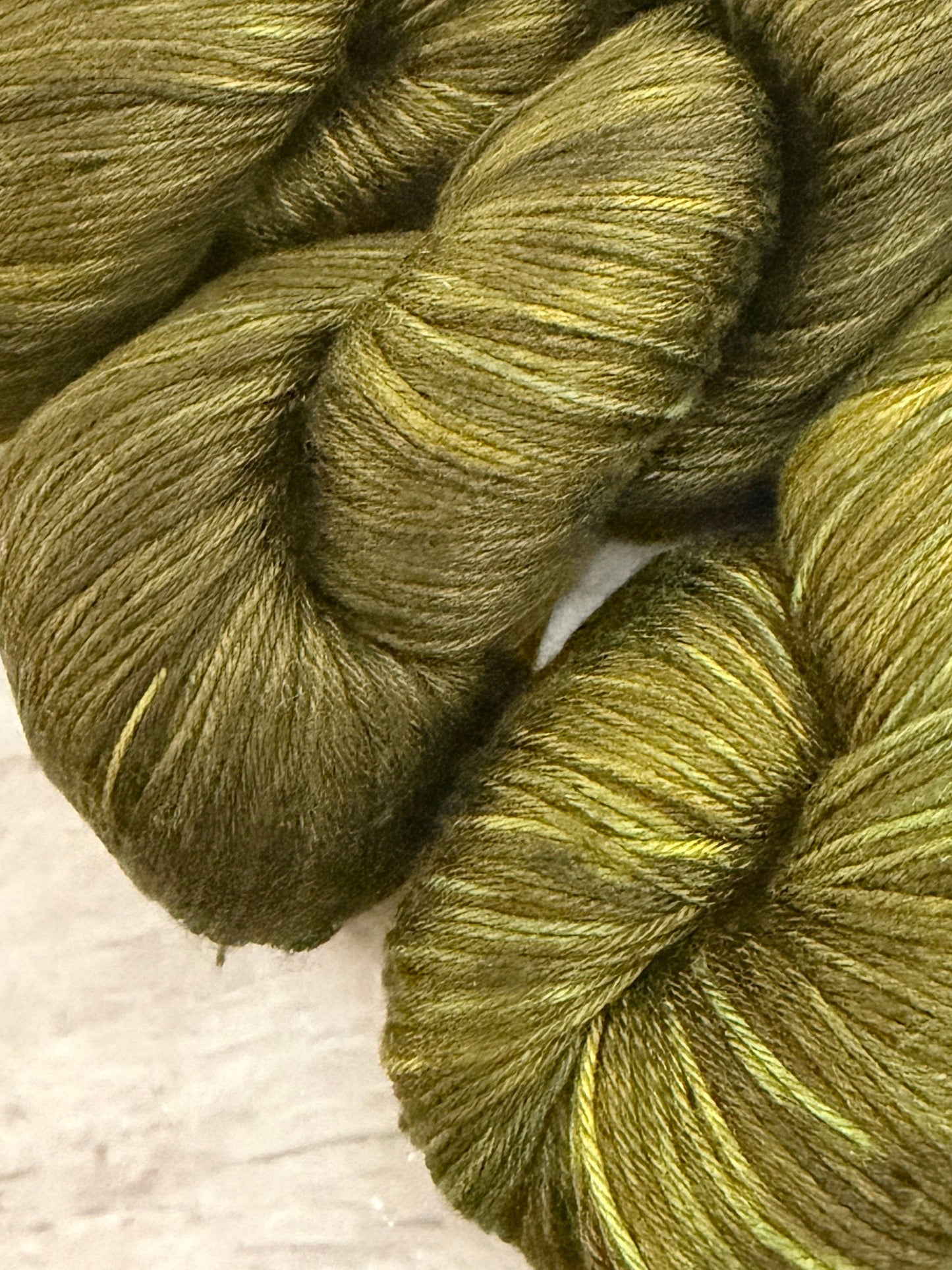 Banksia - 4 ply in Mulberry silk - Pekoe f