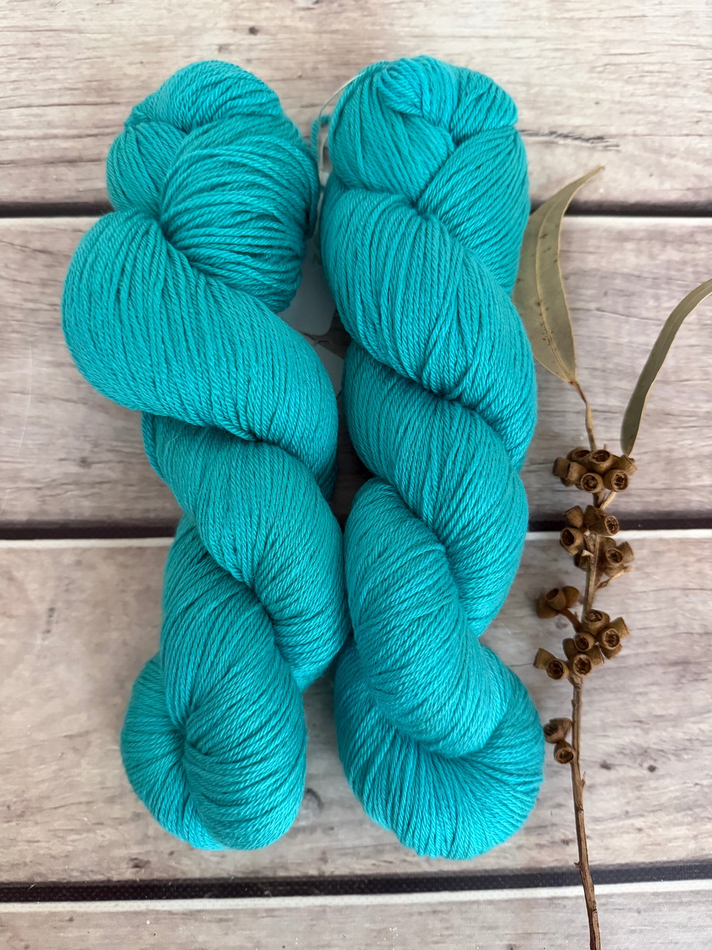 Neon Cuckoo Bee #2 - 4 ply silk and merino - Jasmine 4