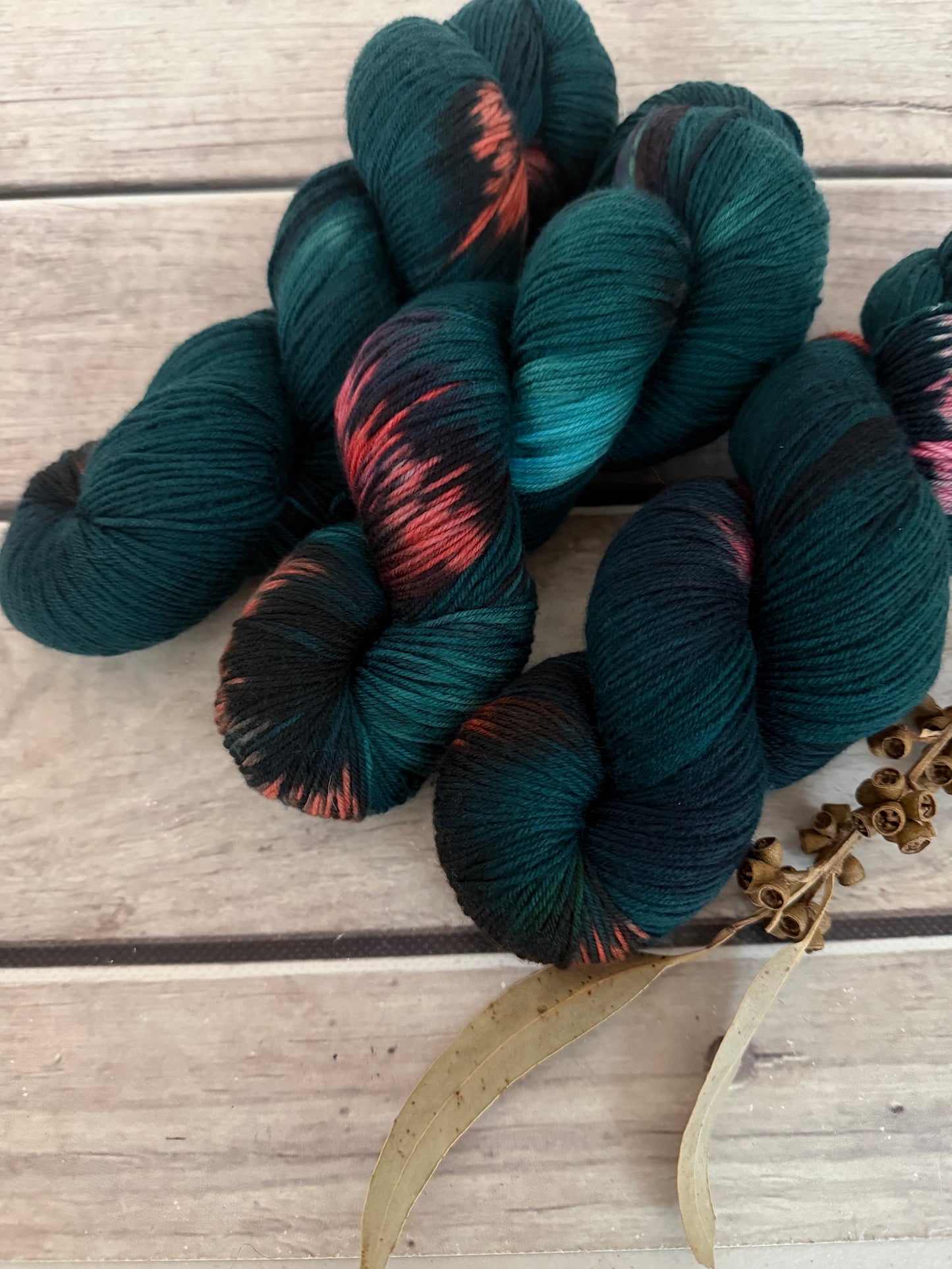 Pink Winged Phasma #3 - 4 ply sock yarn in merino and nylon - Darjeeling 4