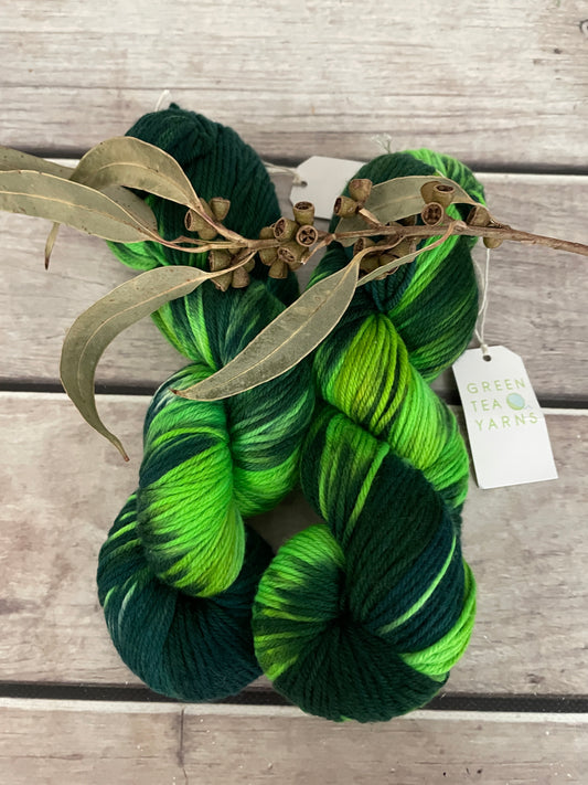 Pond Life - 8 ply merino and nylon sock yarn - Darjeeling DK