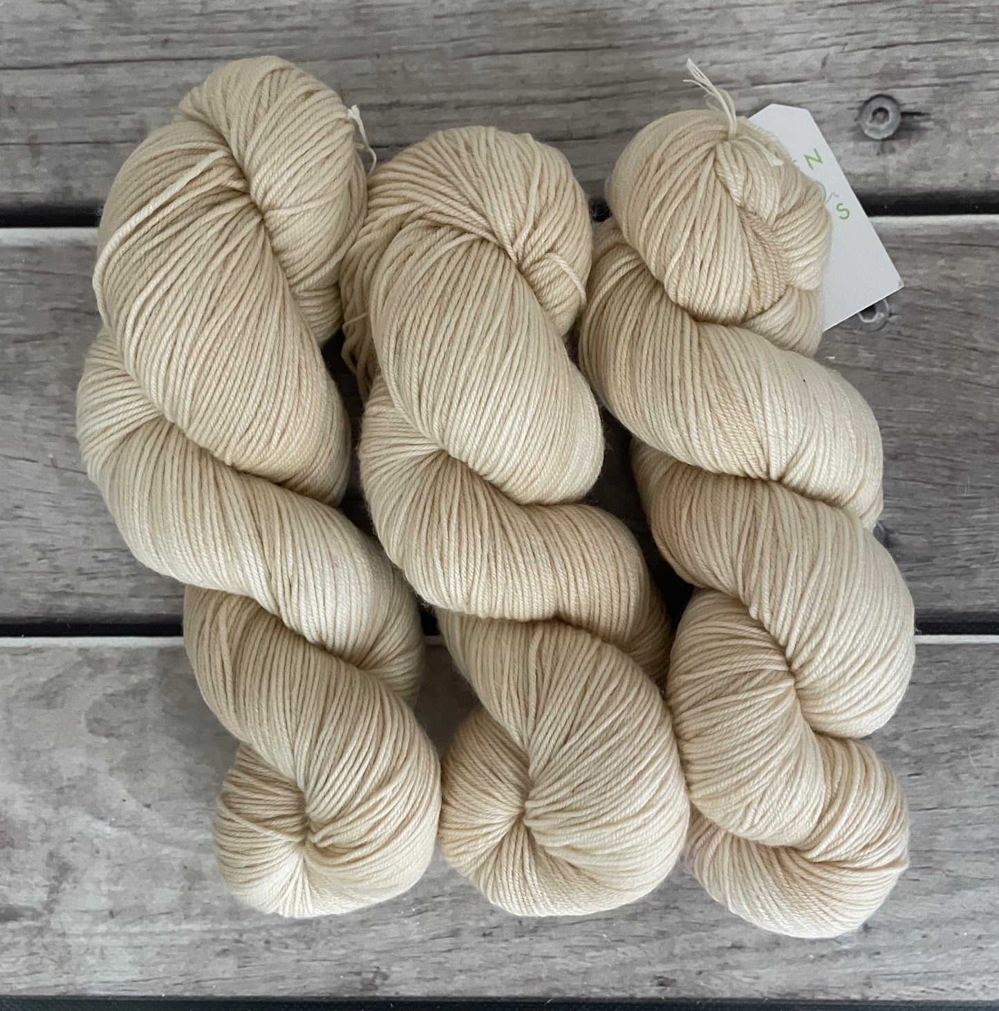 Pale Gold - 4 ply merino/nylon sock yarn - Darjeeling