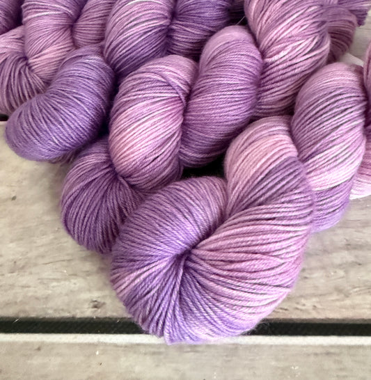 Lilac Blush ooak - 4 ply merino/ nylon sock yarn- Darjeeling