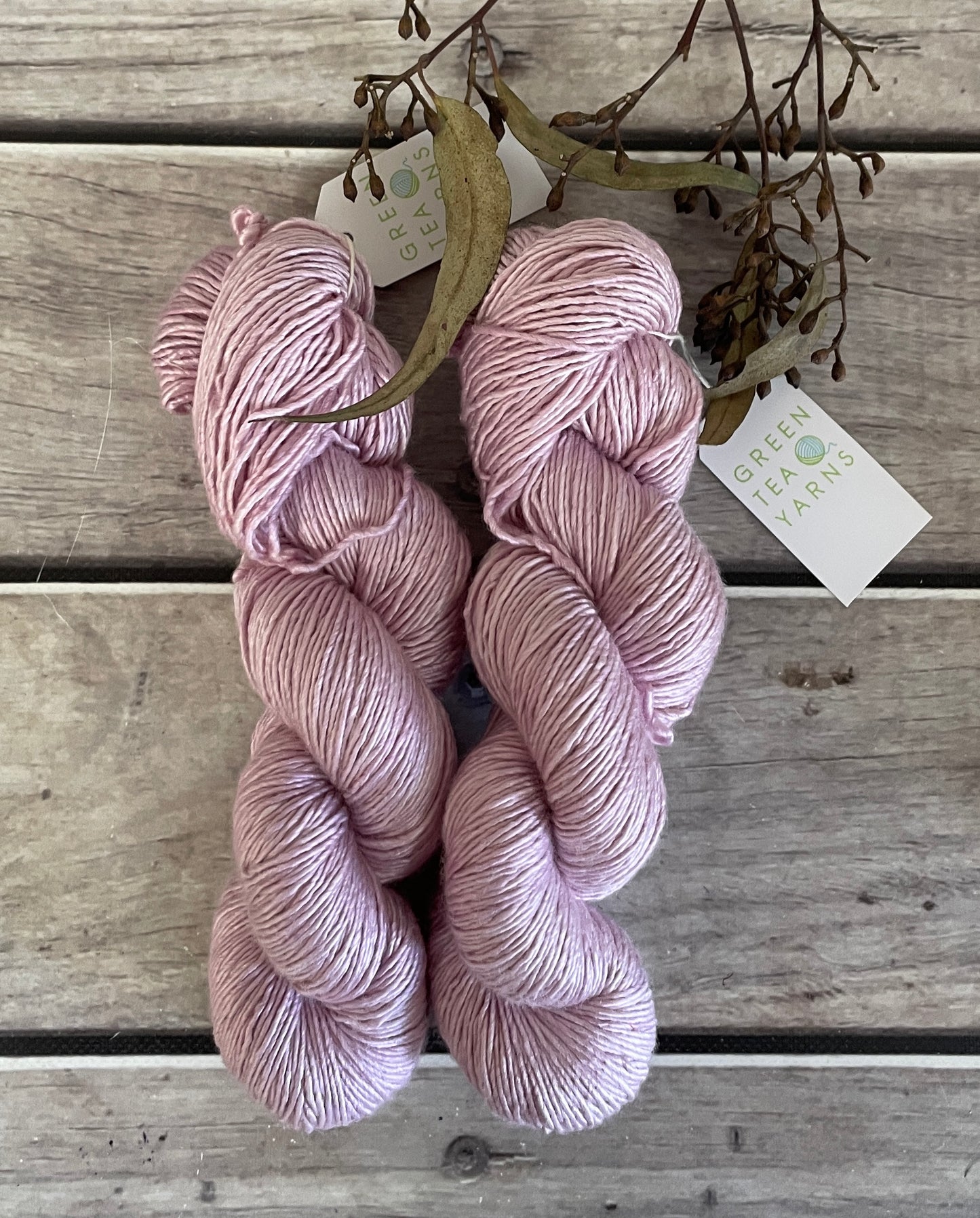 Soft Rose - 8 ply in Mulberry silk and Merino singles yarn - Osmanthus 8