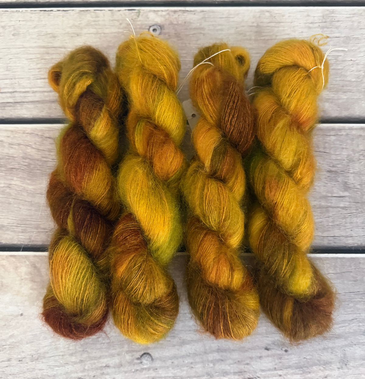 Dijon odd - on Silk and Mohair - Shui Yun, 2 ply/laceweight