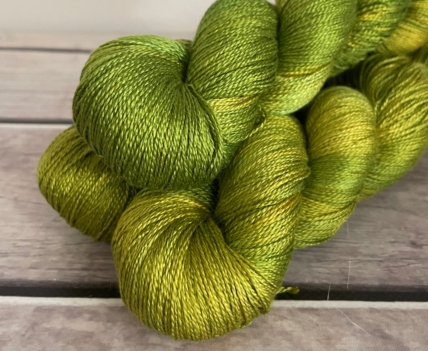Pickle  - 3 ply pure silk yarn - Ginseng hl