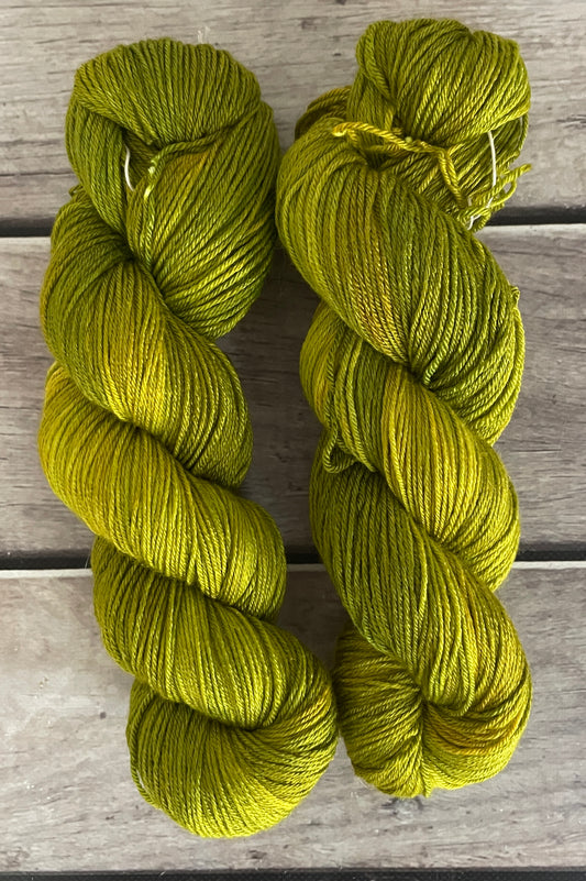 Radio Green - Merino/silk - 4 Ply - Jasmine