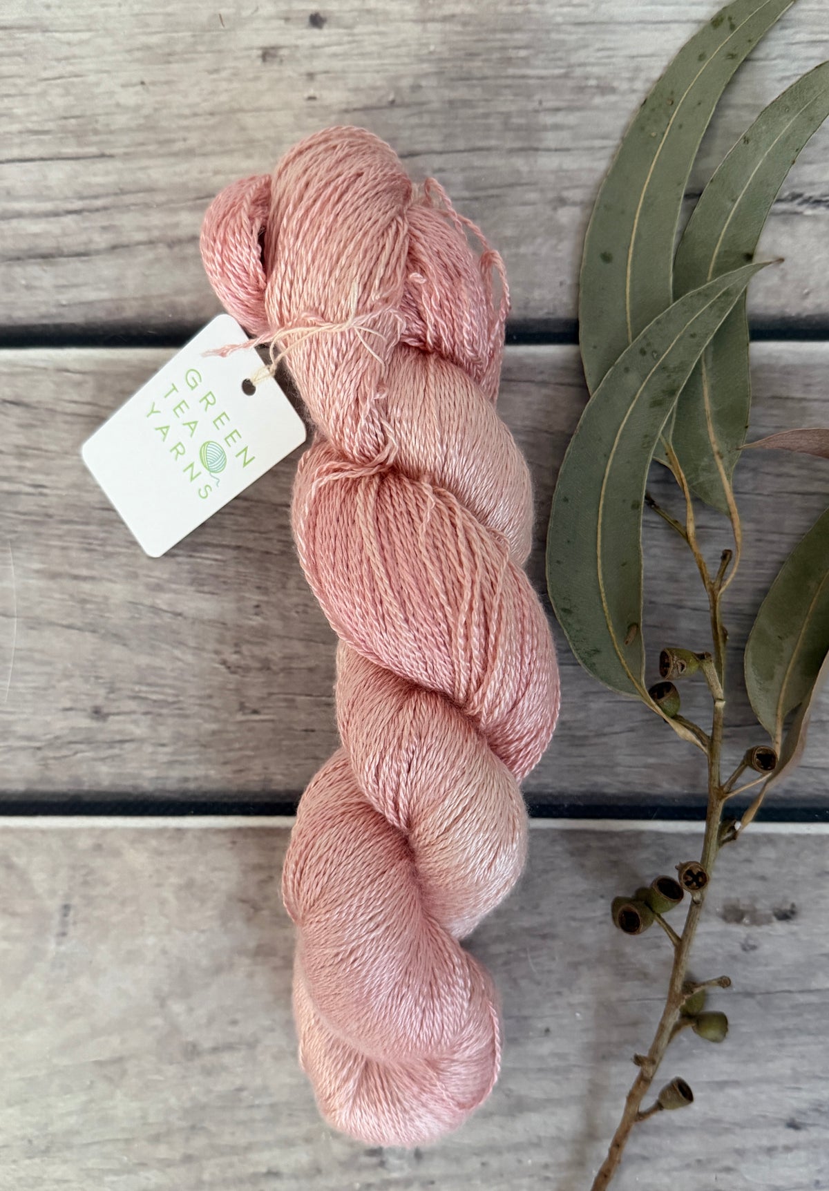 Sandlewood - 3 ply in Mulberry silk - Pekoe (hl)