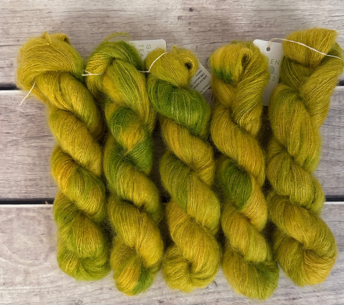 Pickle - mohair/silk/sequins - Gyrokuro 3ply