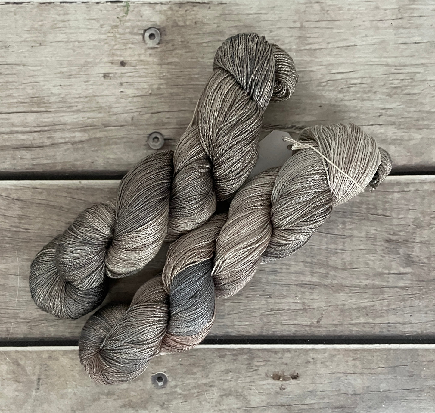 Oysters on the Bay - 3 Ply Mulberry Silk - Ginseng hl