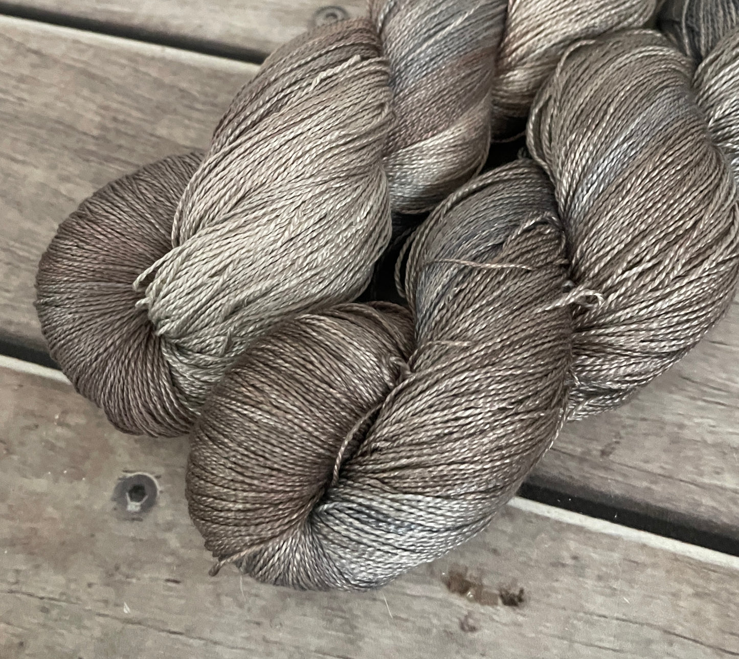 Oysters on the Bay - 3 Ply Mulberry Silk - Ginseng hl