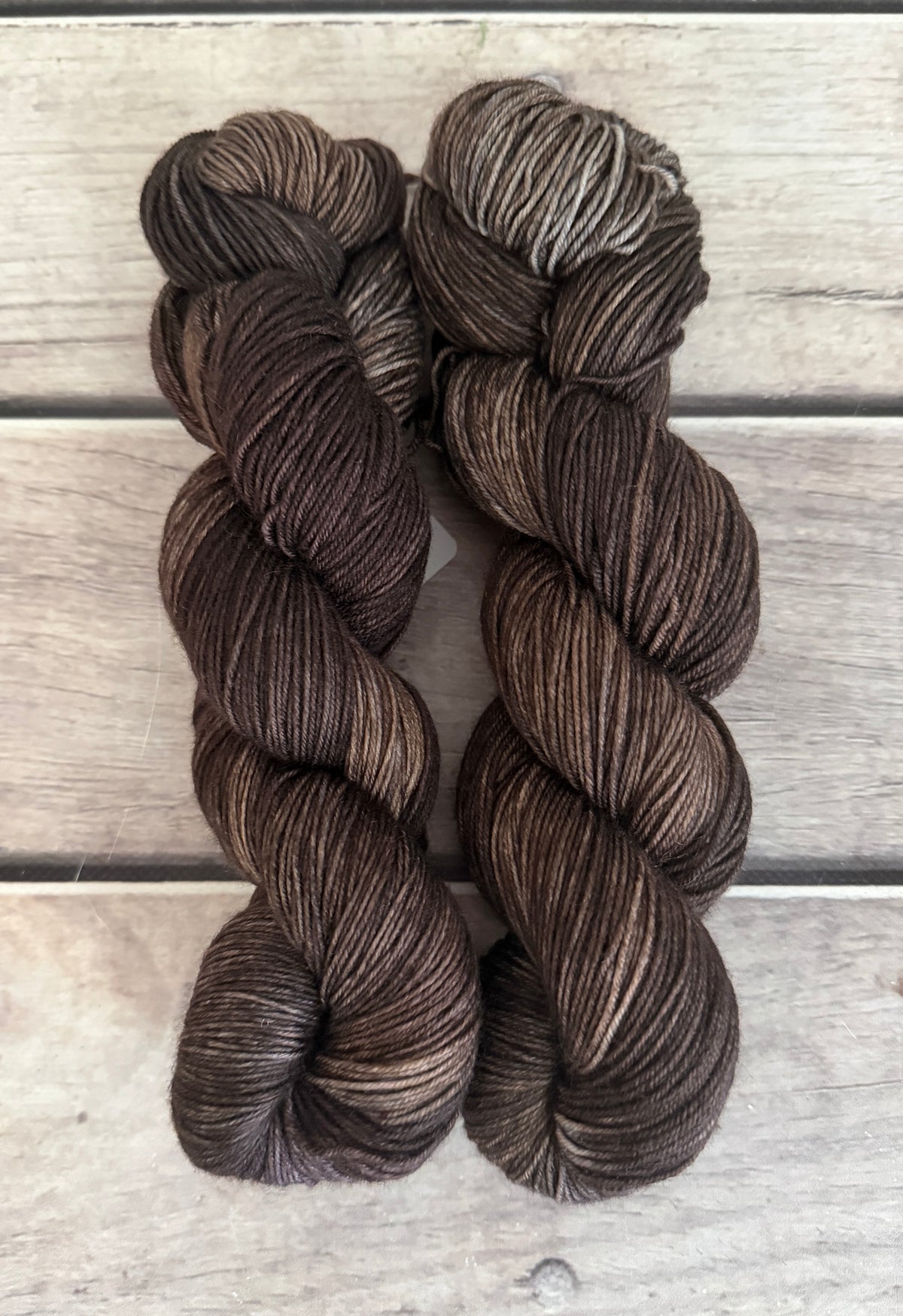 Gryphon's Toe - Darjeeling 4 ply sock yarn merino/nylon