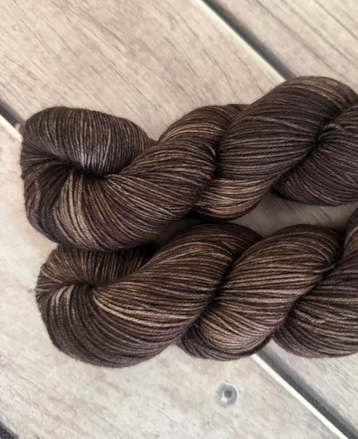 Gryphon's Toe - Darjeeling 4 ply sock yarn merino/nylon