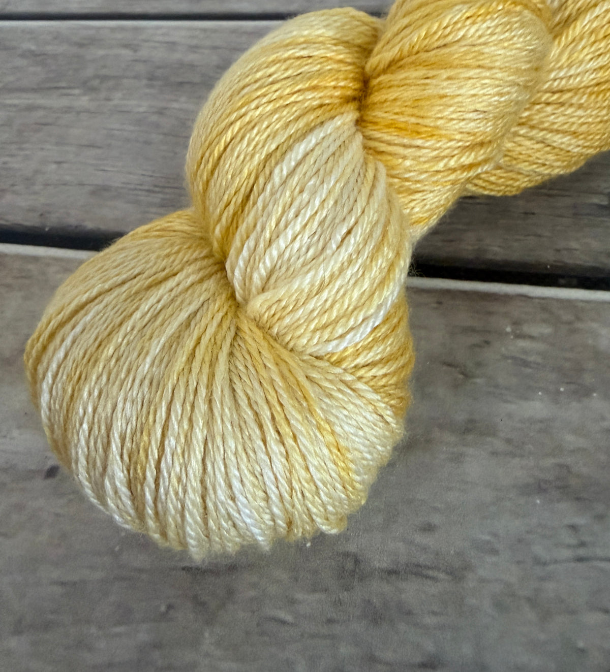 Sunbleached - 4 ply in silk and merino - White Cloud