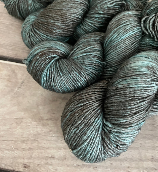 Cardabia Station - 8 ply silk/merino singles - Osmanthus 8