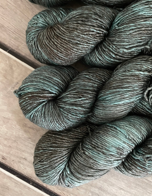 Cardabia Station - 8 ply silk/merino singles - Osmanthus 8
