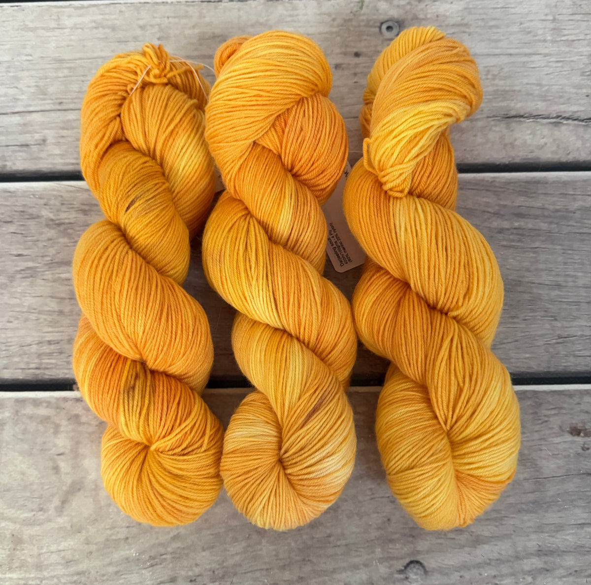 Mango Melt ooak - Darjeeling sock yarn - 4 ply