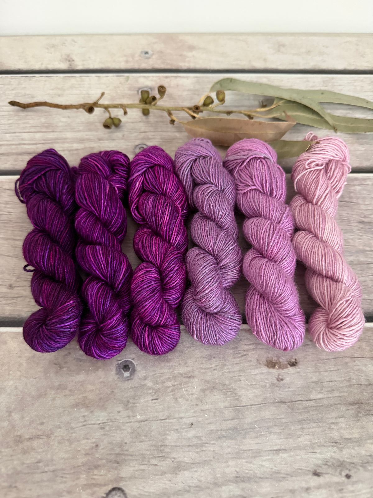 Pink Fade - Osmanthus 4 - silk/merino single 4 ply