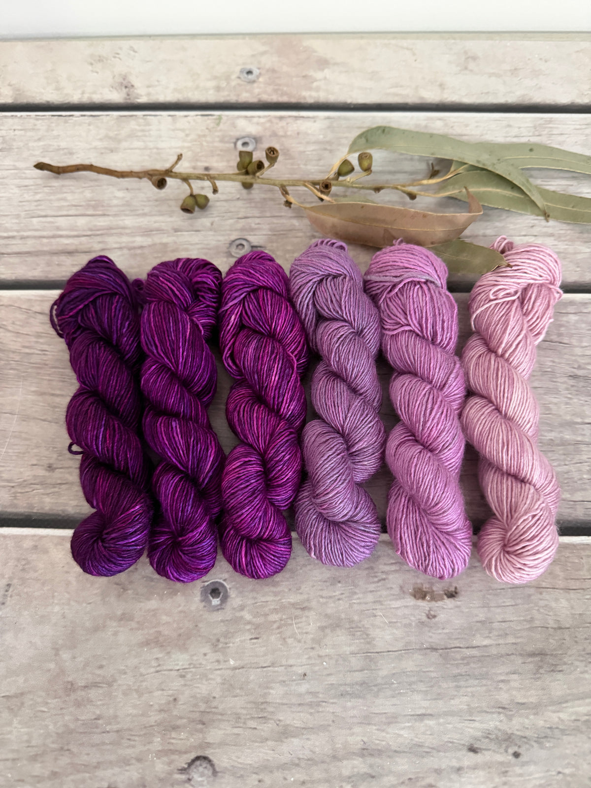 Pink Fade - Osmanthus 4 - silk/merino single 4 ply