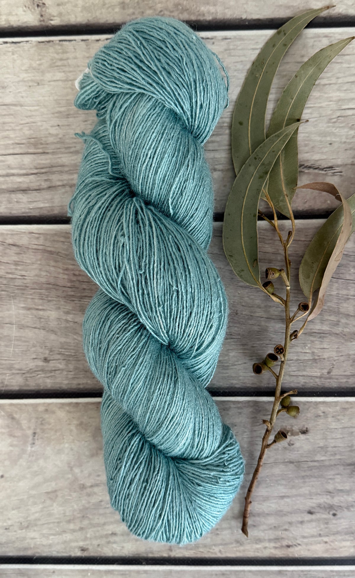 Sea Foam - 4 ply Tussah silk singles - Sulkazura