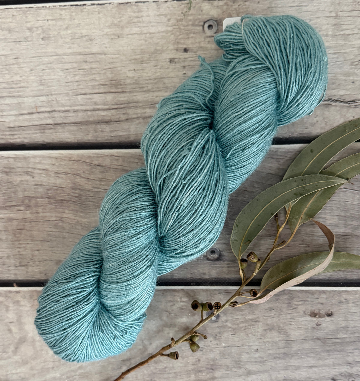 Sea Foam - 4 ply Tussah silk singles - Sulkazura