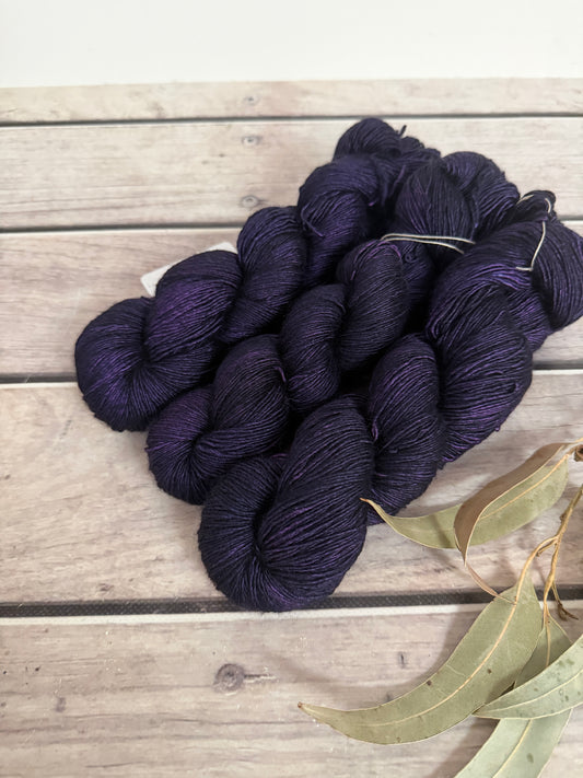 Percy's Purple -  Merino and Silk 4 ply single - Osmanthus