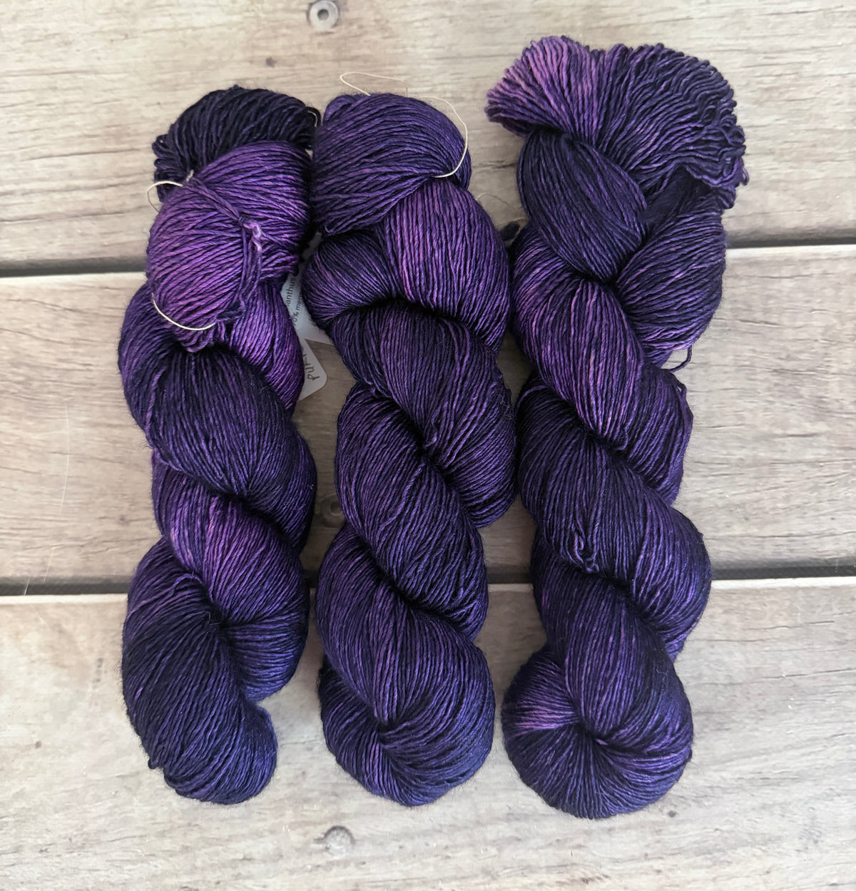 Purple Fade #5 -  Merino and Silk 4 ply single - Osmanthus