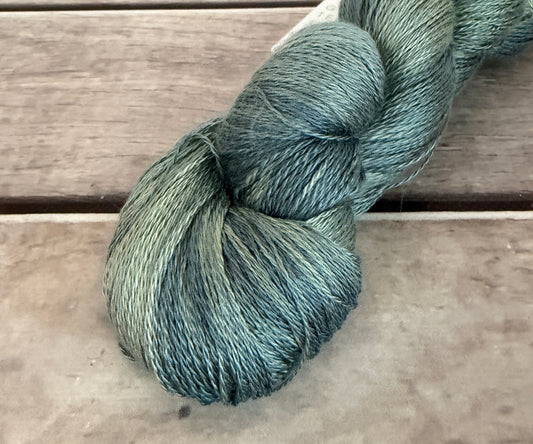 Wet Slate - 2 ply in Mulberry silk - Pekoe (l)