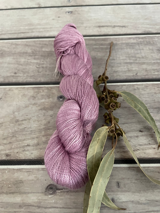 Tea Rose - 3 ply in Mulberry silk - Ginseng hl
