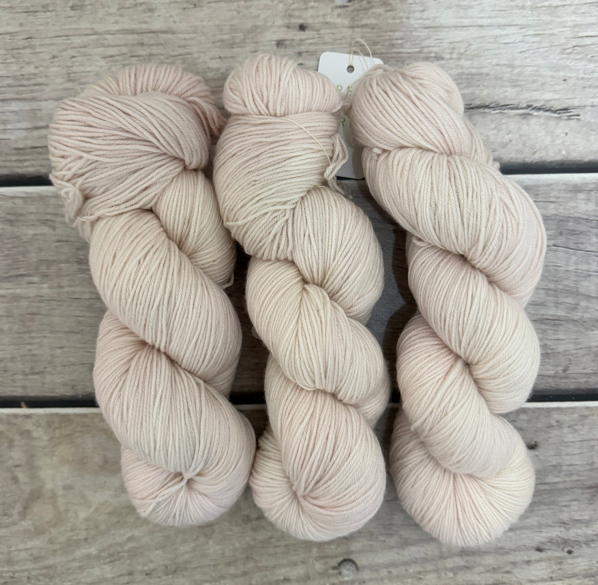 Almond Blossom test - Darjeeling sock yarn - 4 ply