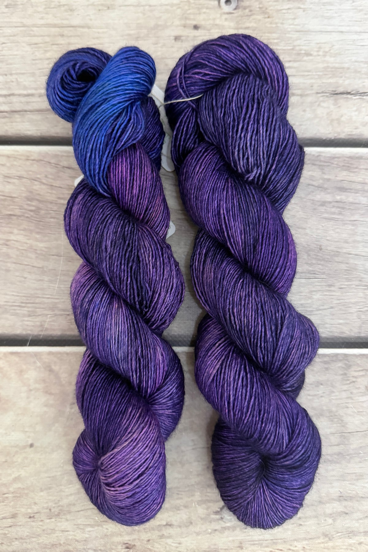 Electric Storm -  Merino and Silk 4 ply single - Osmanthus