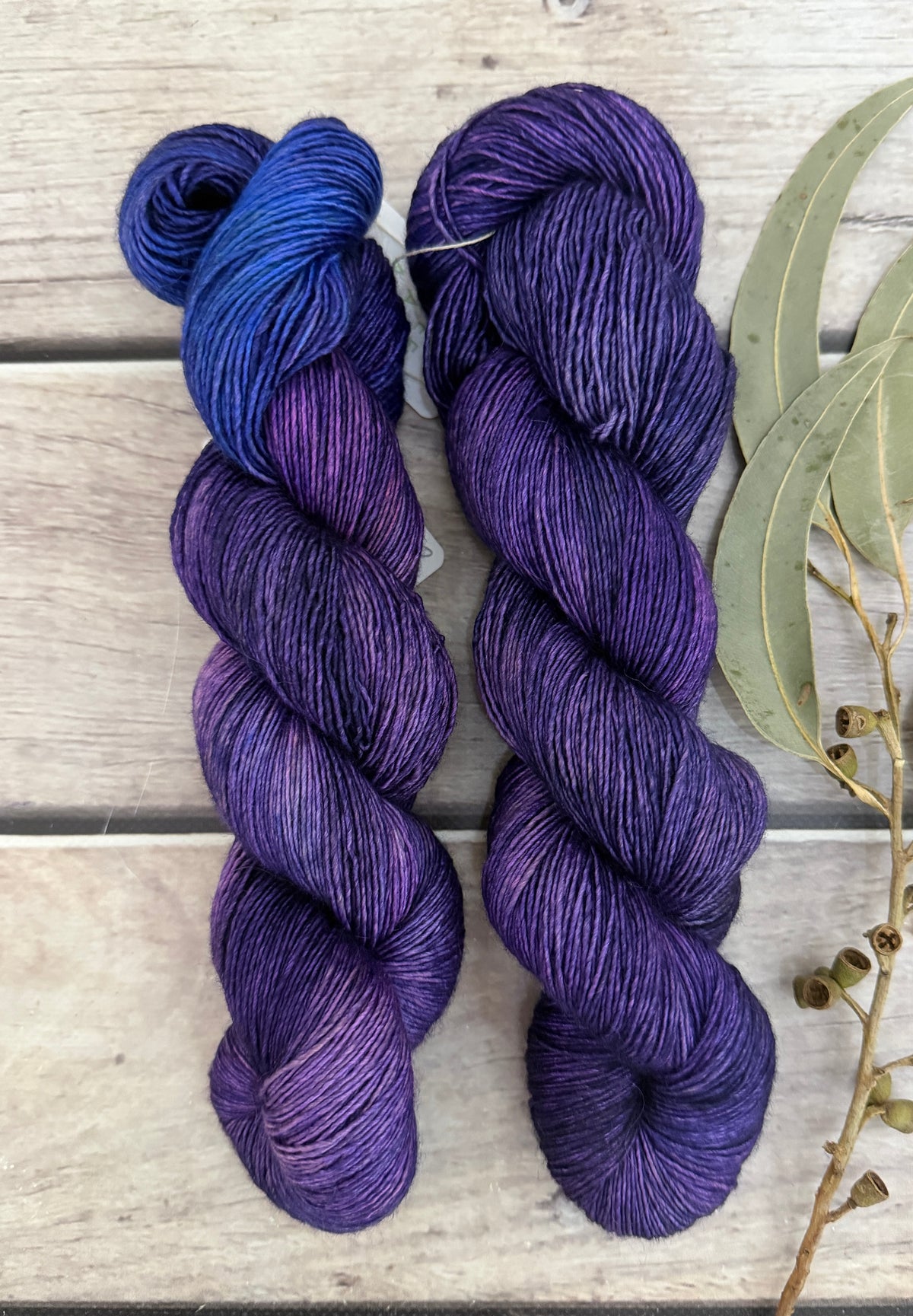Electric Storm -  Merino and Silk 4 ply single - Osmanthus