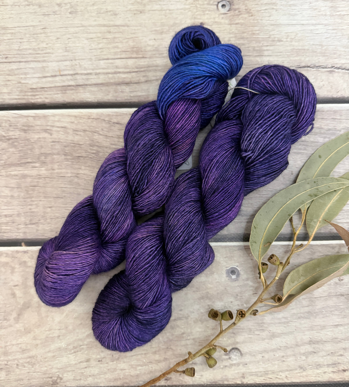 Electric Storm -  Merino and Silk 4 ply single - Osmanthus