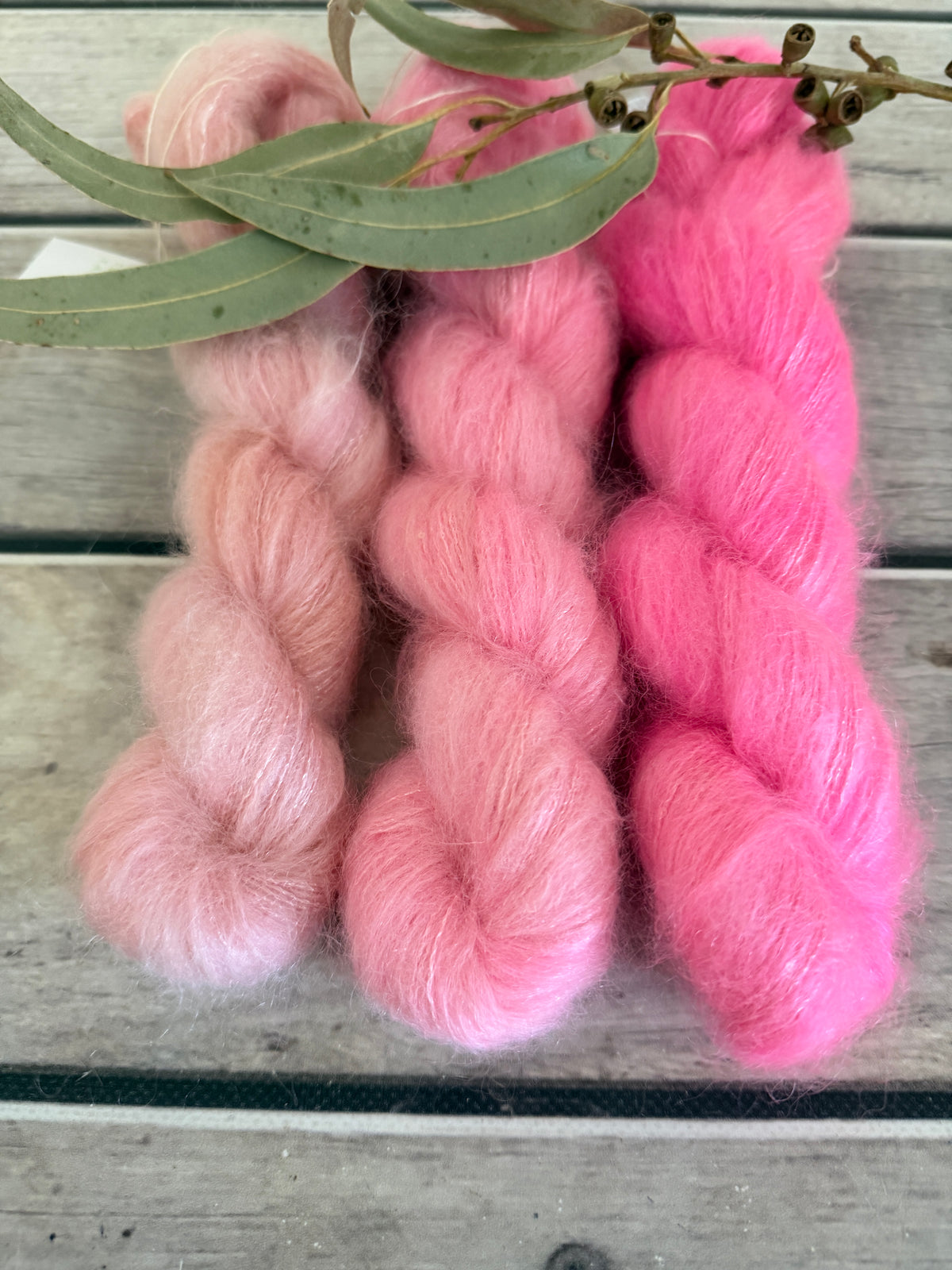 Rose Blush Fade - mohair/silk/sequins - Gyrokuro 3ply