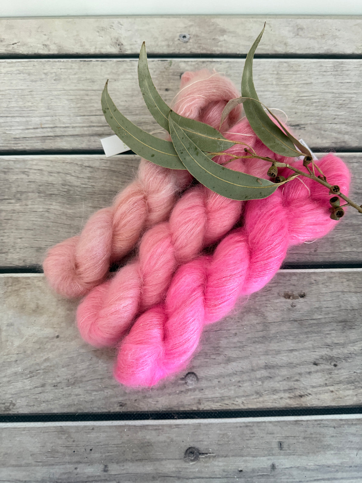 Rose Blush Fade - mohair/silk/sequins - Gyrokuro 3ply