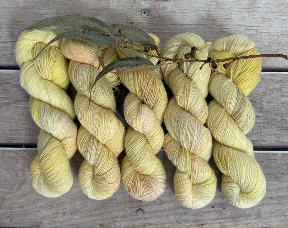 Buttercup Cream - Darjeeling sock yarn - 4 ply