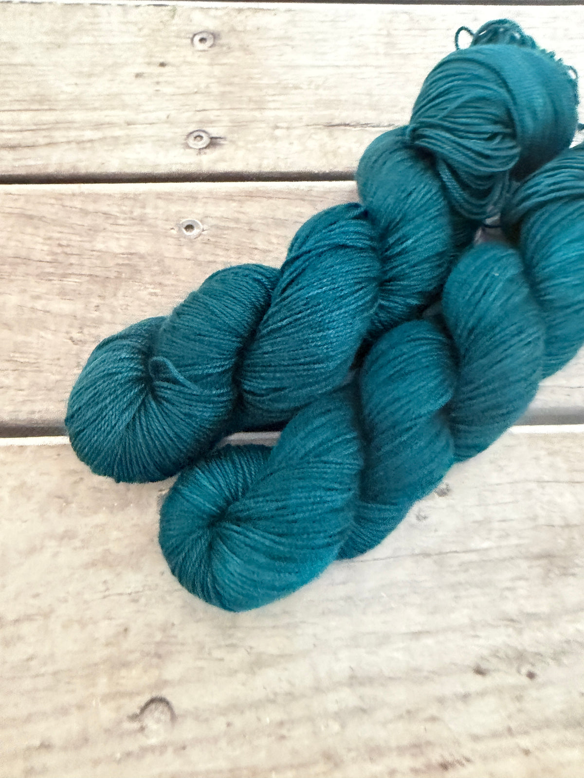 Vintage Button - 5 ply silk and merino - Jasmine 5