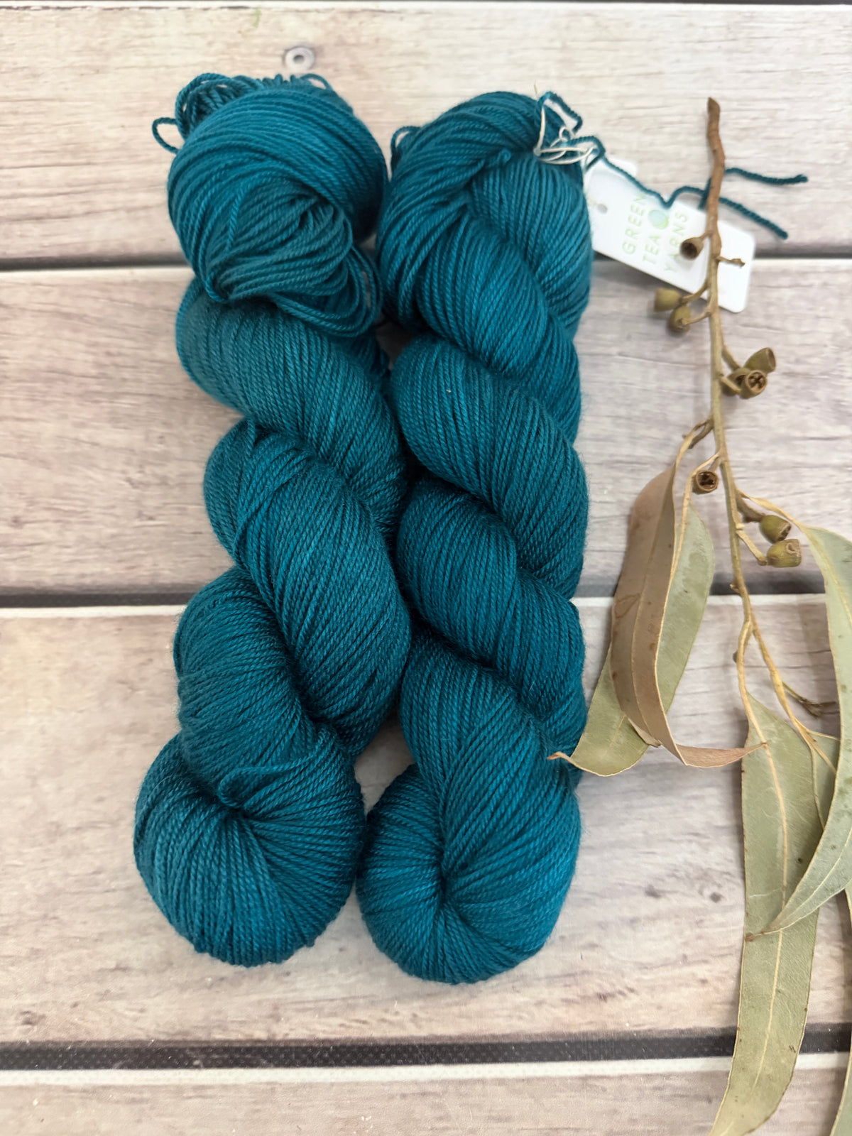 Vintage Button - 5 ply silk and merino - Jasmine 5