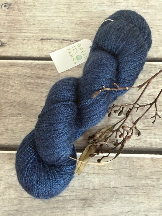 Navy - 4ply/fingering - silk/ merino yarn - Jasmine 4