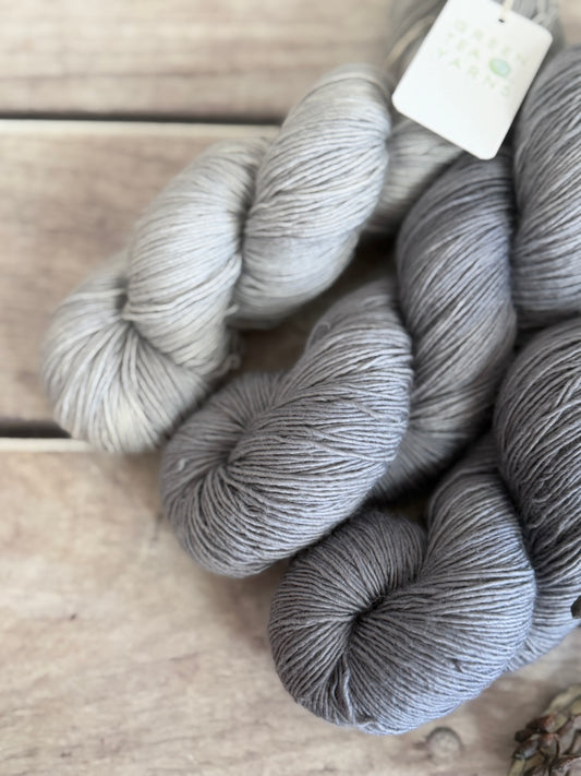 Ash and Pearl - 3 skein fade_ sw merino single _ Pine